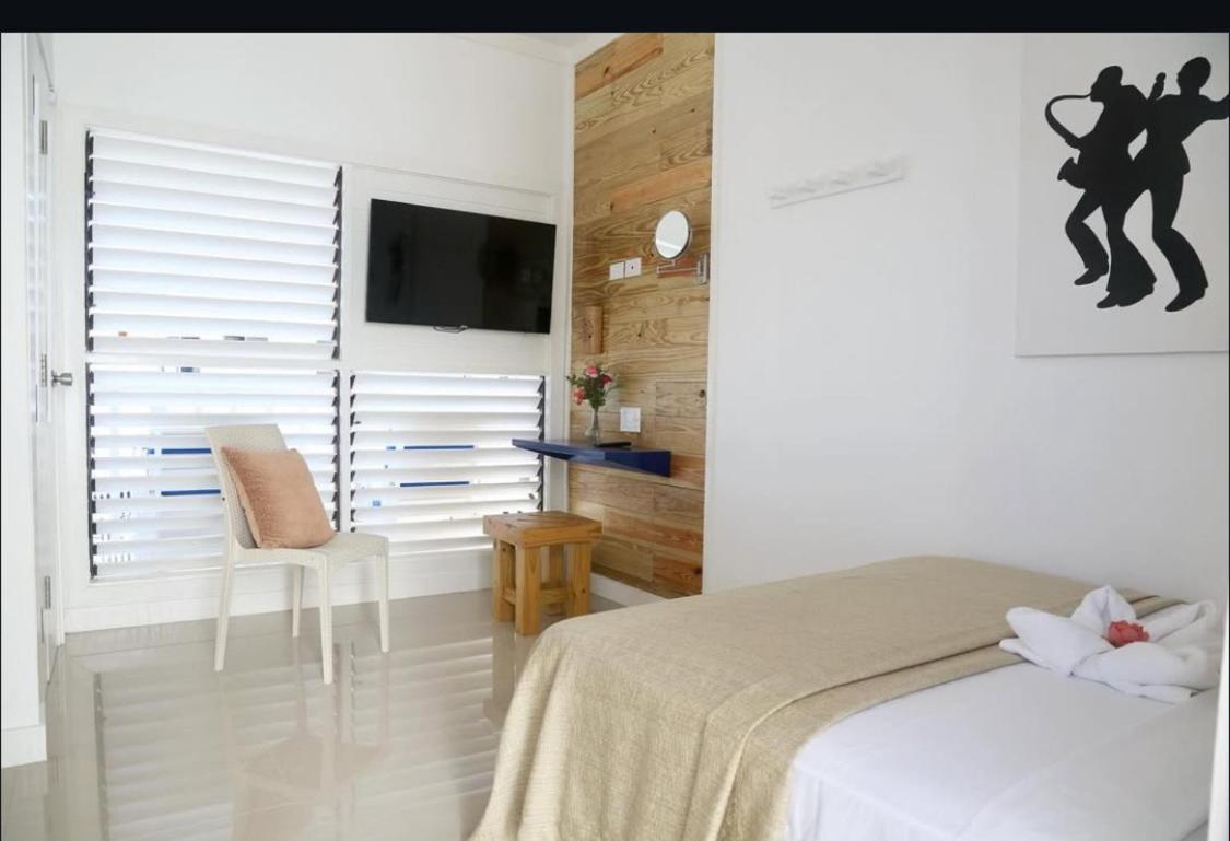 Begona Cliff Hotel Негрил Екстер'єр фото