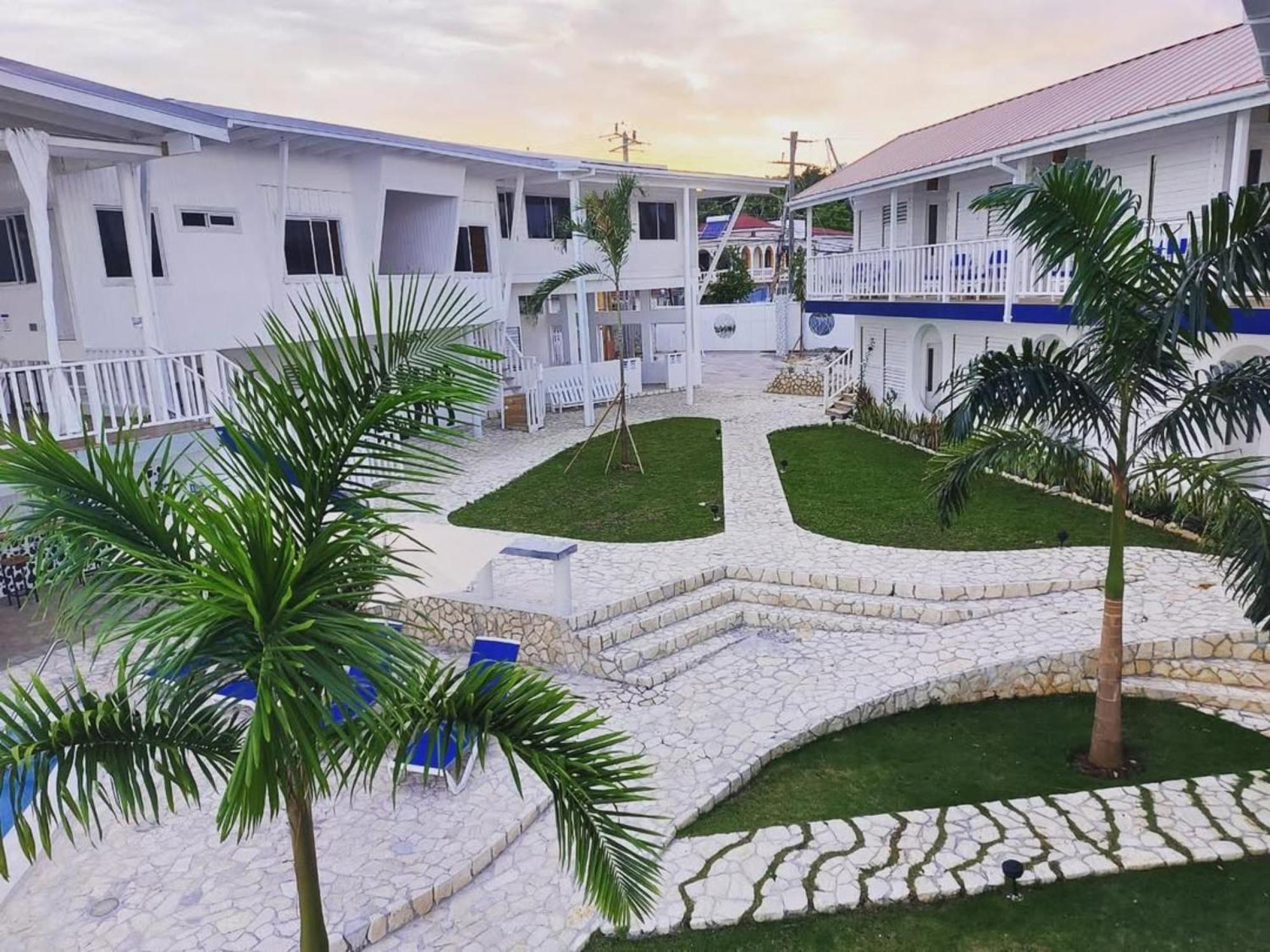 Begona Cliff Hotel Негрил Екстер'єр фото