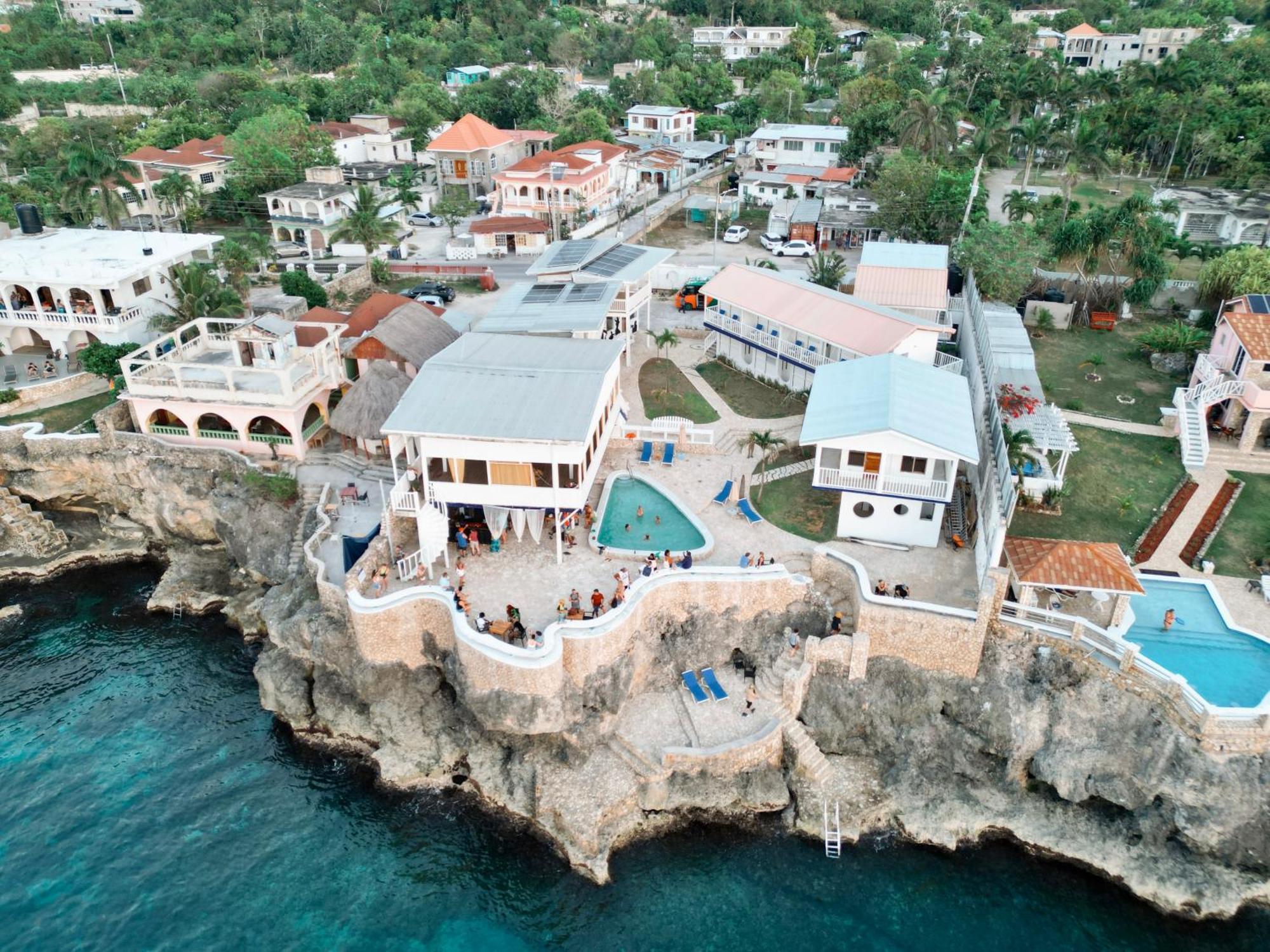 Begona Cliff Hotel Негрил Екстер'єр фото